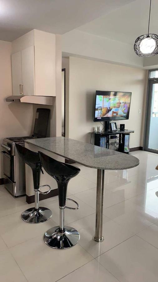 Cubao Manhattanheights Unit 11A Tower B, 2Br Manila Exteriér fotografie
